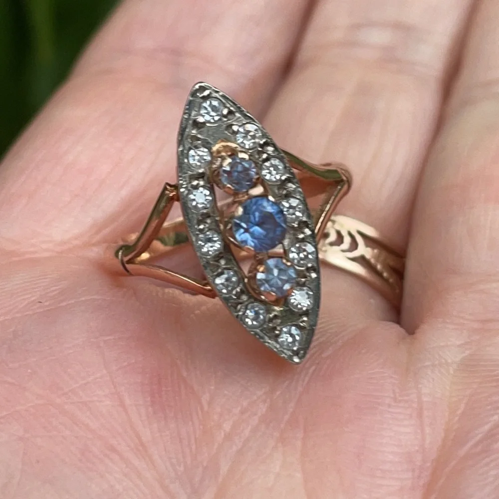 Antique 14K gold ring with fianites made in USSR